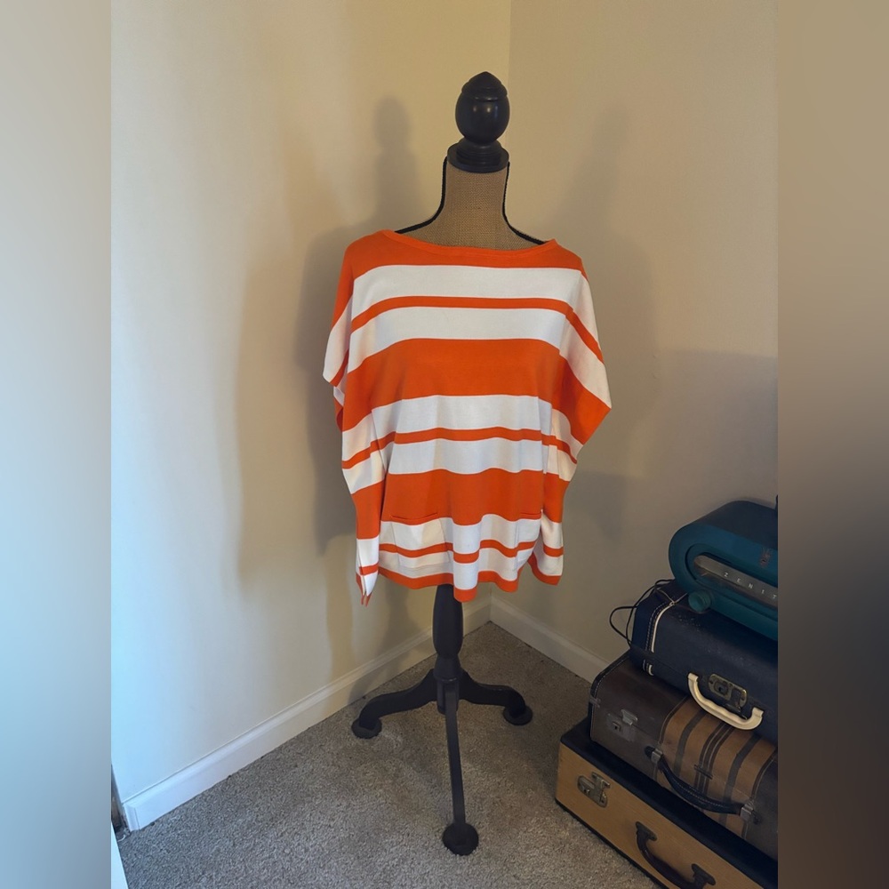 Romeo and Juliet Couture Striped Sweater size Small-NWT